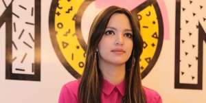 Punya Tiga Anak, Nia Ramadhani Selalu Memukau
