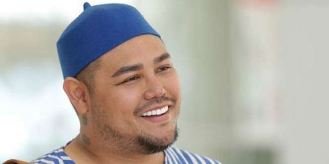 Unggah Baju Lama Rossa, Ivan Gunawan: Kamu Inget Gak?