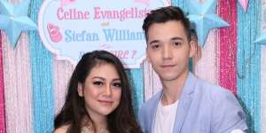 Mengintip 'Istana' Megah Stefan William dan Celine Evangelista