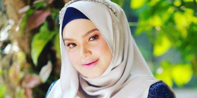 Gaya Hijab Siti Nurhaliza di Video Klip Khusus untuk Putrinya