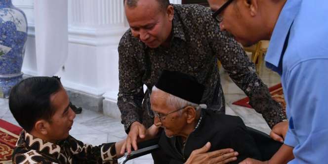 Penyumbang Pesawat Pertama Indonesia Bertemu Jokowi