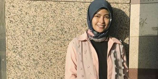 3 Penampilan Rocker Tantri KOTAK Kala Berhijab