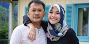 Zaskia Mecca Menggigil Sehabis Melahirkan Cesar Anak Keempat