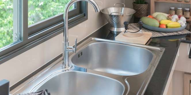 Singkirkan Noda di Perkakas Stainlees Steel dengan Trik Ini