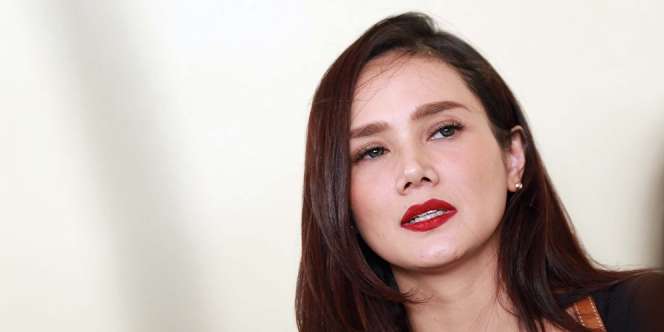 Mulan Unggah Foto Suami dan Dua Wanita, Dhani Digoda Netizen