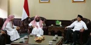 Saudi Tawarkan Beasiswa untuk Pelajar Indonesia