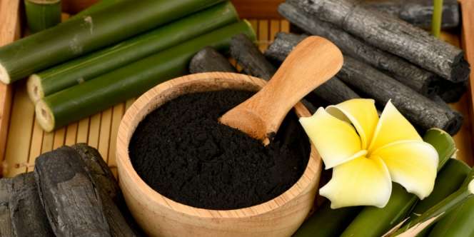 Atasi 5 Masalah Wajah dengan Skincare Berbahan Arang