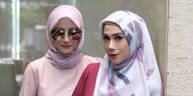 Tips Tampil Modis untuk Wanita di Atas Usia 40 
