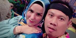 Vicky Ngidam Nasi Goreng Jam 3 Pagi, Angel Lelga Benar Hamil?