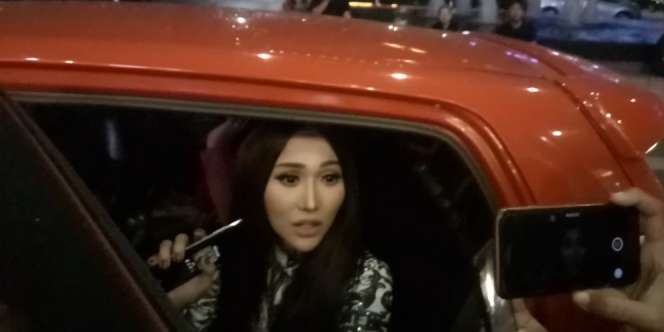 Kata Lucinta Luna Soal Operasi Transgender yang Viral
