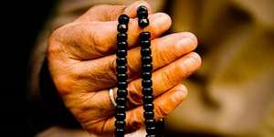 Banyak Berzikir dengan Kalimat Syahadat, Ini Faedahnya