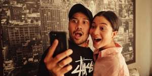 Baru Menikah, Romantisnya Chicco Jerikho dan Putri Marino