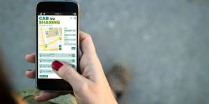 Pesan Taksi Online Tengah Malam, Bergidik Lihat Foto Sopir