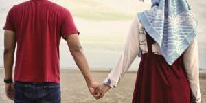 Pria Lebih Jangkung dari Wanita, Calon Pasangan Bahagia?