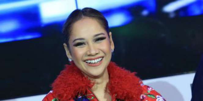 Gaya Mewah BCL yang Disebut Mirip Lucinta Luna
