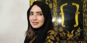 Yulia Mochamad Blak-blakan Soal Isu Istri Ketiga Opick