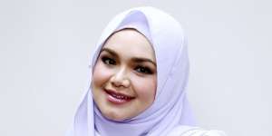 Baru 17 Hari Usai Melahirkan, Bobot Siti Nurhaliza Turun 14 Kg
