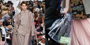 Harga Tas-tas Plastik Ini Bikin Elus Dada