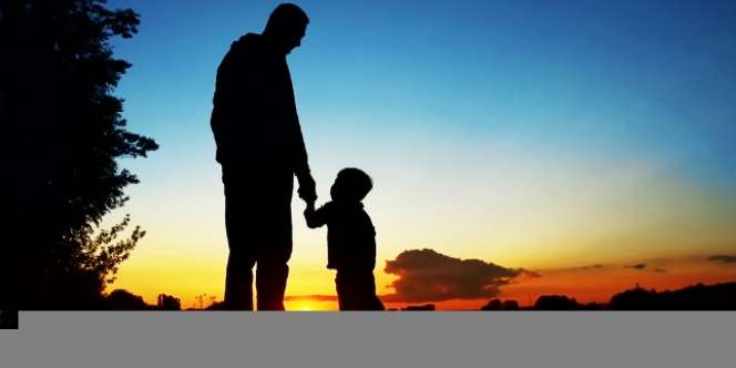 Pria Melahirkan Bikin Heboh, Menolak Disebut Ibu