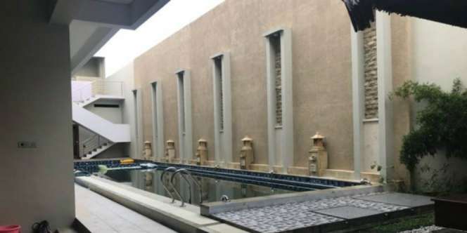 Penampakan Rumah Mewah Pemilik Abu Tours yang Disita Polisi