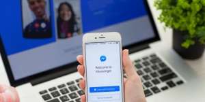 Facebook Ternyata Periksa Percakapan di Fitur Messenger