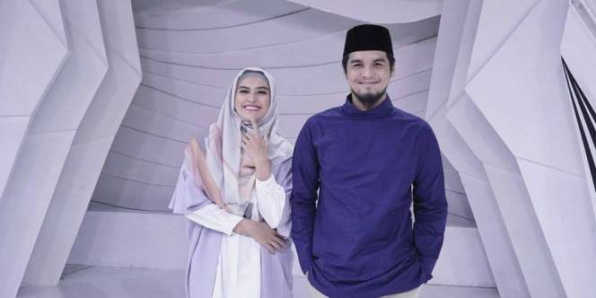 Reaksi Mario Irwinsyah Diminta Istri Fotokan Baju 'Endorse'