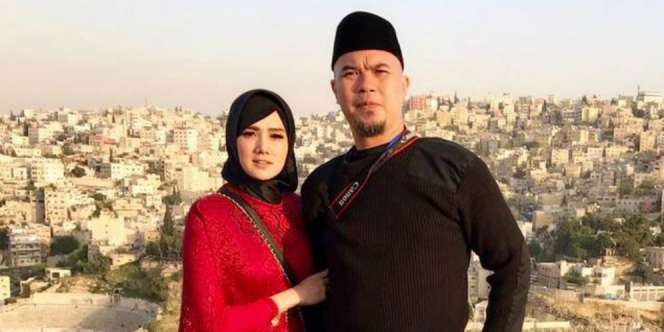 Hijab Mulan Jameela Saat Bulan Madu di Yerusalem Memukau!