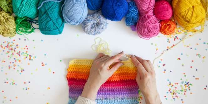 Nisa: DIY Kantung Ponsel Rajut