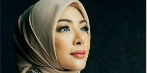 Pesona Supaporn Malisorn, Kekasih Cantik Ivan Gunawan