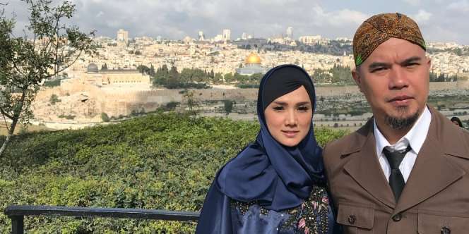 Mulan Curhat Si Bungsu Sakit, Wajah Gantengnya Bikin Meleleh