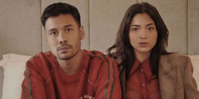 Foto Istri Chicco Jerikho di Kolam Renang Bikin Heboh