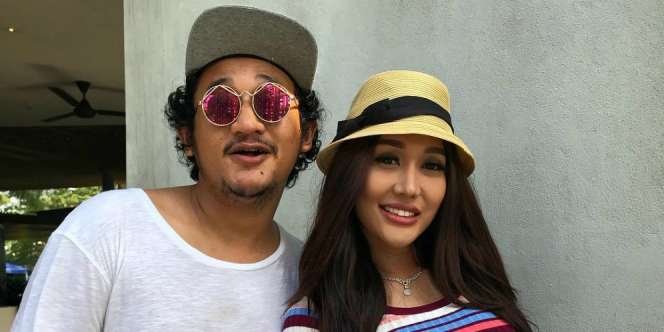 Foto Lucinta Luna dan Isa Bajaj Jadi Sorotan, Lihat Bedanya!