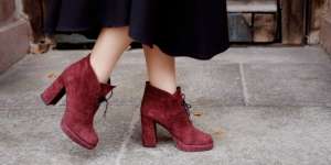 4 Trik Jitu Bersihkan Sepatu Suede dengan Mudah
