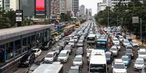 Di Negara Ini Mobil Bising dan Tukang Klakson Disita Polisi