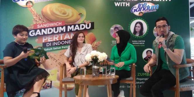 Kebiasaan Main HP Sebelum Tidur Bisa Picu Diabetes