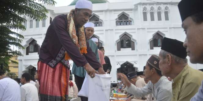 Indonesia Bangkitkan Ekonomi dari Masjid