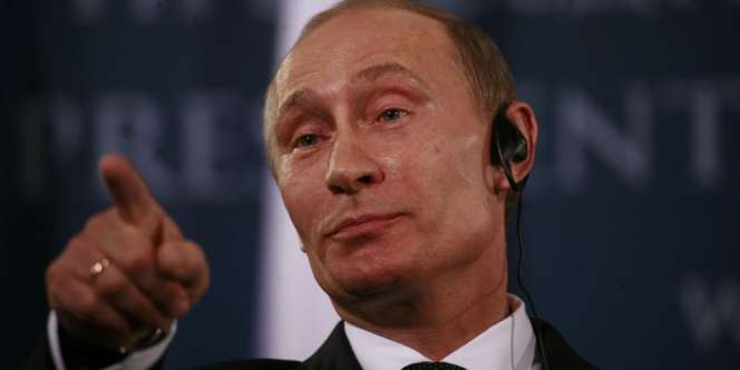 Putin Ingatkan Dunia Kacau Jika Barat Kembali Serang Suriah