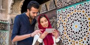 Berhubungan Suami Istri Lupa Berdoa, Harus Bagaimana?