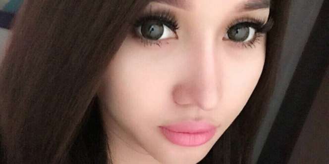 Lucinta Luna Ajak Foto, Lihat Ekspresi Luna Maya
