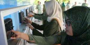 Telat 5 Menit, PNS Wajib Tambah Jam Kerja Setengah Jam