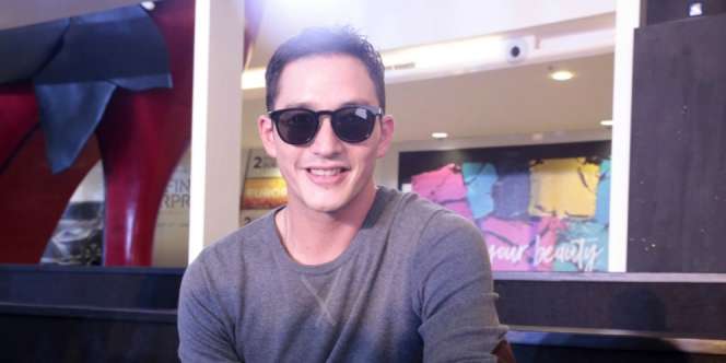 Lihat Ekspresi Mike Lewis Saat Disebut Mantan Lucinta Luna