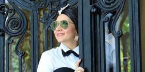 5 Gaya Hijab Turban Berkelas Istri Eko Patrio