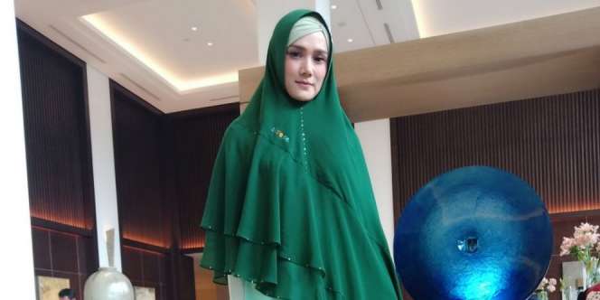 Mulan Jameela Makin Cantik dengan Berhijab Syari