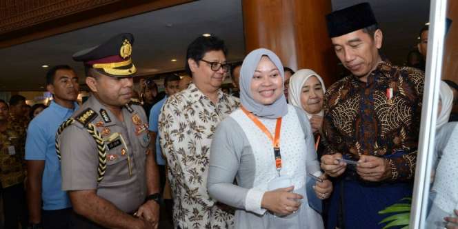 Fashion Muslim Tanah Air Serap 1,1 Juta Tenaga Kerja