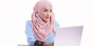 Lya Amalia: Kenapa Kamu Malas Baca Blog?