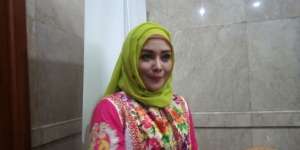 Terry Putri Doa Minta Jodoh Usai Sholat