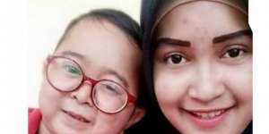 Lepas Hijab Usai Minta Cerai, Ini Kata Istri Daus Mini