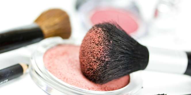 Ganti Contouring Wajah Pakai Blush On, Wajah Lebih Alami