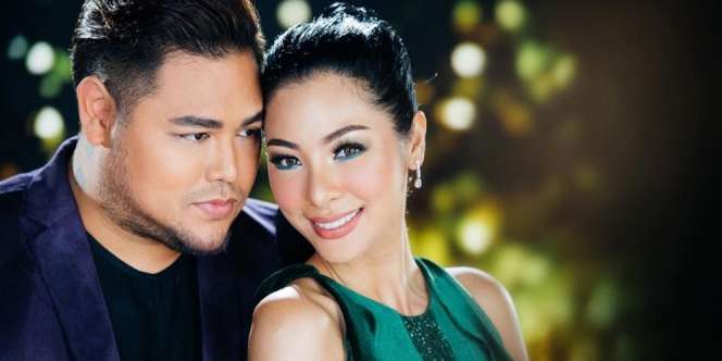 Pakai Peci, Penampilan Igun Bersama Kekasih Bikin Meleleh