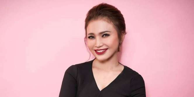 Jelang Ramadan, Rossa dan Ivan Gunawan Luncurkan `Mini Me`